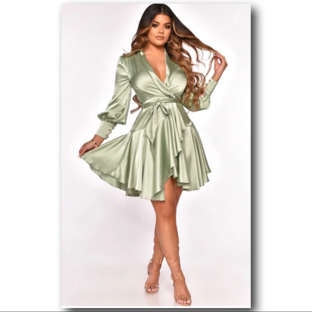 The Boutique - Beauty Secret Dress